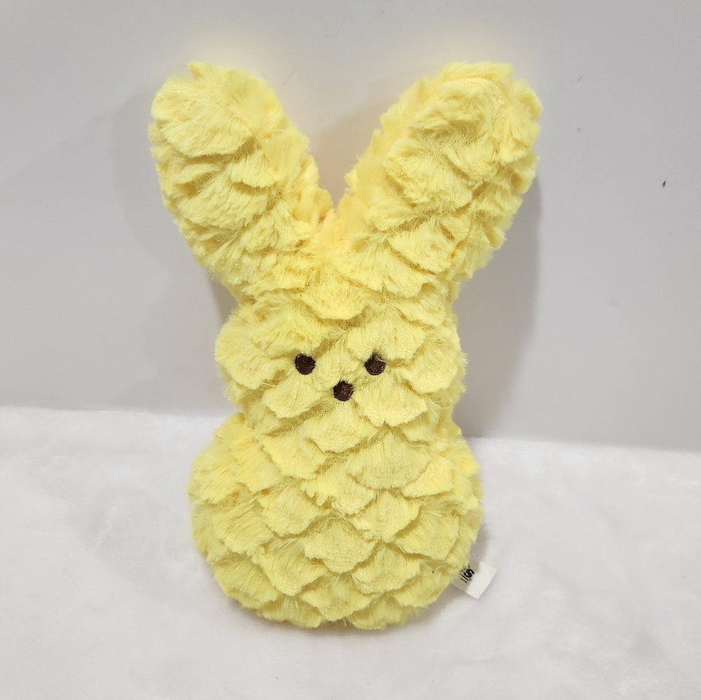 Peeps Just Born Yellow Scalloped Stuffed Easter Bunny Plushie Stuffie 10"